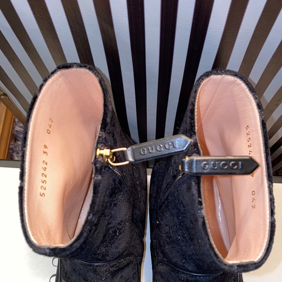 COPY - Gucci GG velvet booties - Picture 5 of 6